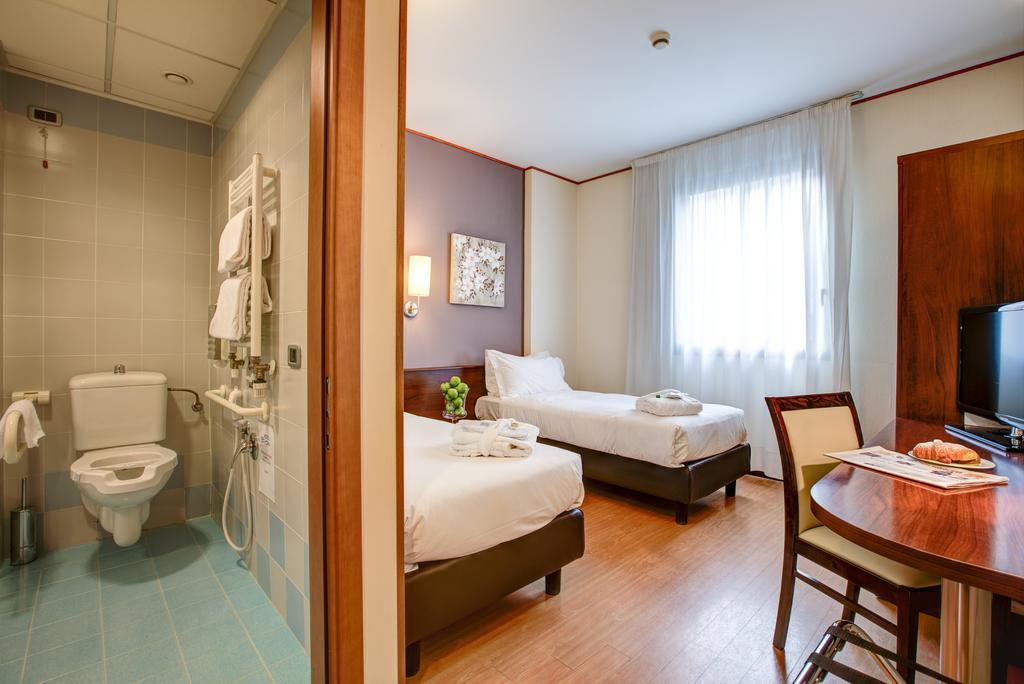 Europa Hotel 3*